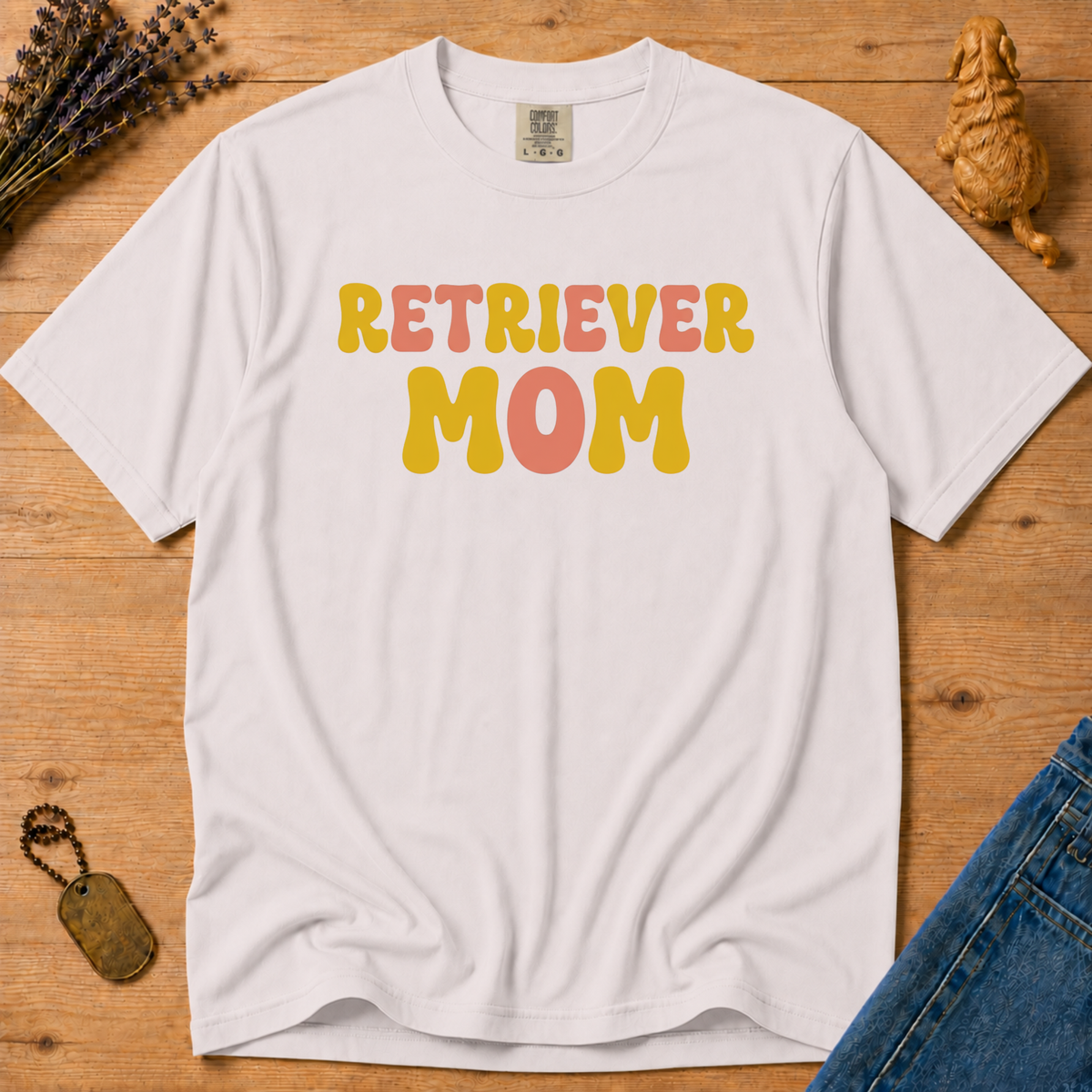 Stay Golden Tee — Retriever Mom